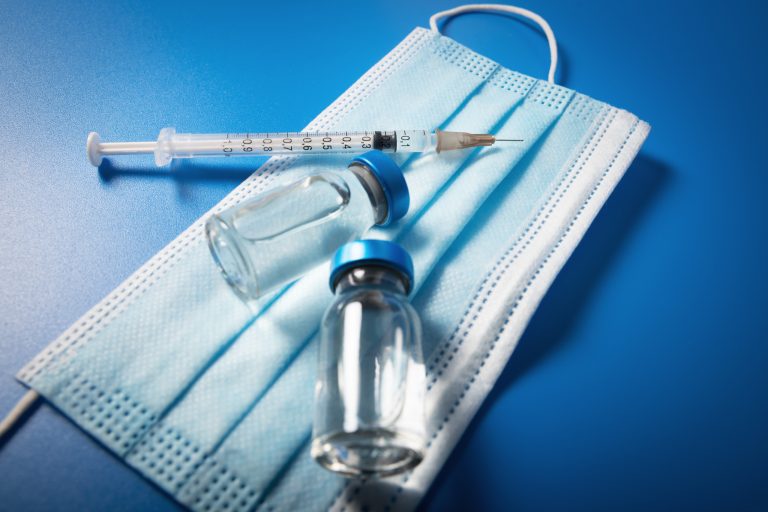 UKHSA-beoordeling toont aan dat gevaccineerden minder kans hebben op Long COVID